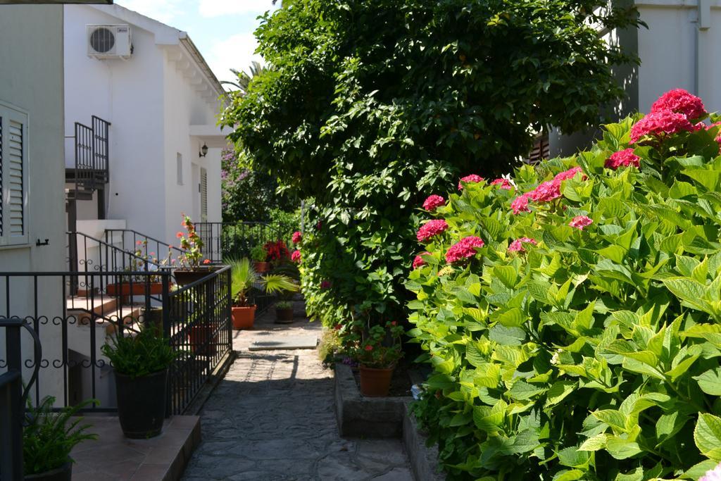 Apartments Luka ブドヴァ エクステリア 写真
