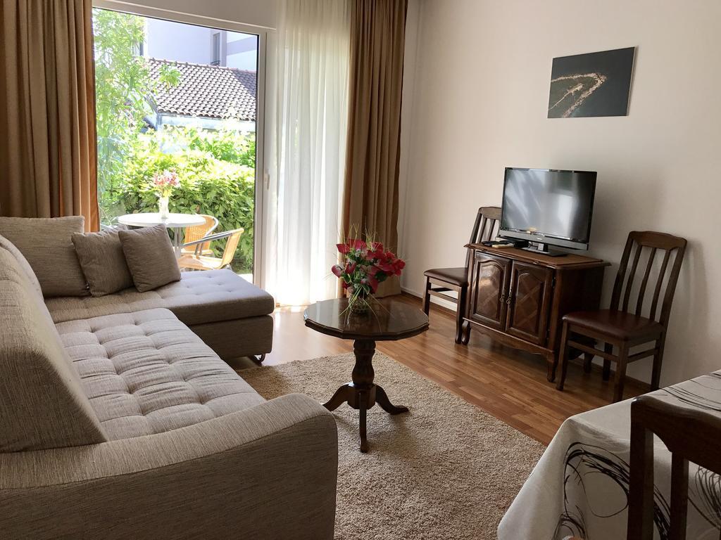 Apartments Luka ブドヴァ エクステリア 写真