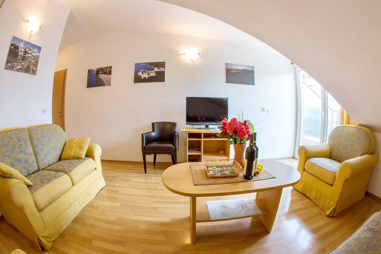 Apartments Luka ブドヴァ エクステリア 写真